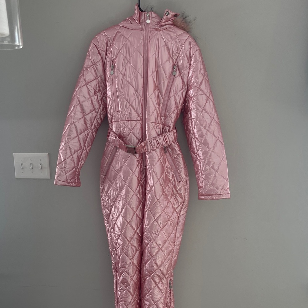 Women’s Pink Quilted Ski Snow Jacket with Belt